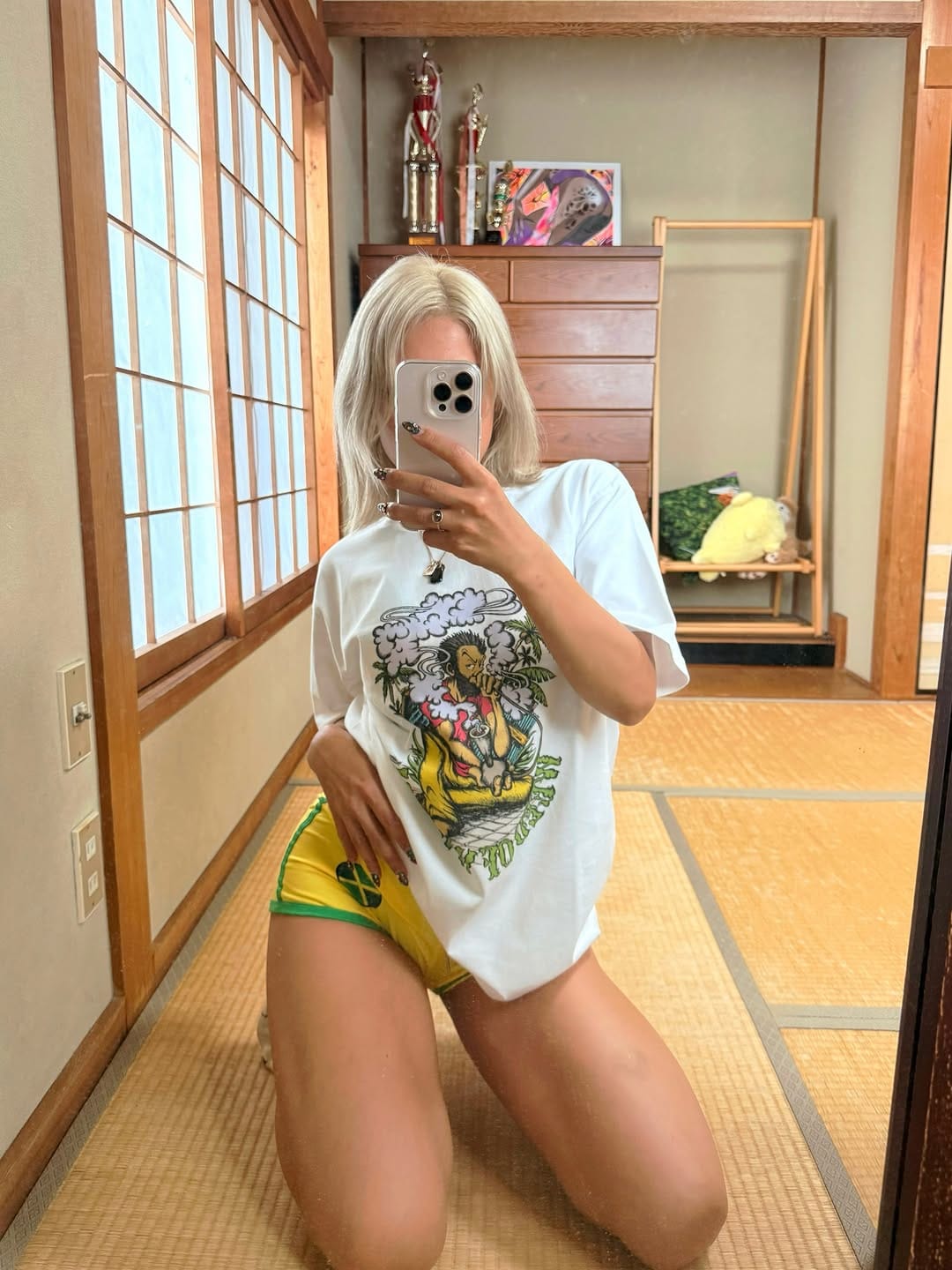 Post 2 by ❤️𝐂𝐎𝐂𝐎𝐑𝐎❤️ on Instagram (carousel)