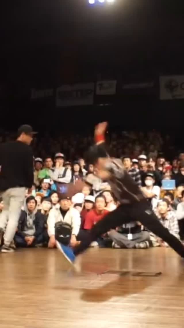 Post 8 by Kakutani Naoto on Instagram (video)