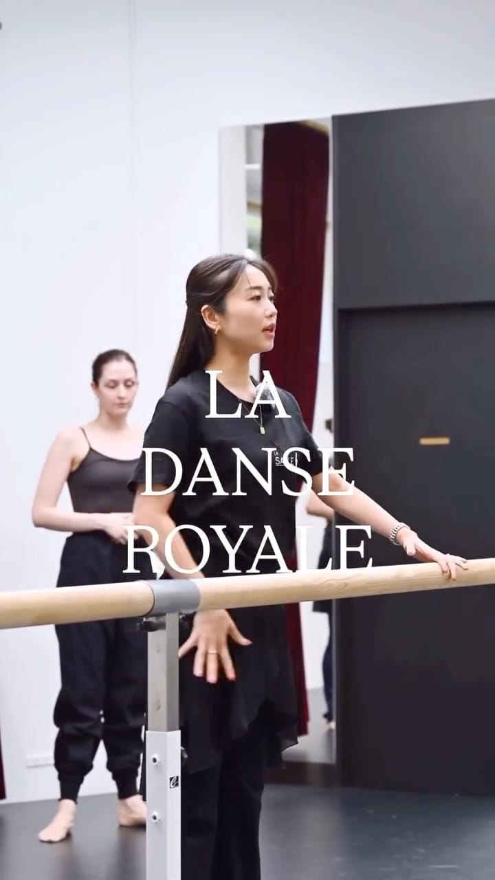 Post 2 by La Danse Royale                                      ラ・ダンス・ロワイヤル on Instagram (video)