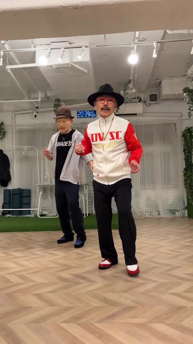 Post 9 by 円了🇯🇵 minority   free cha cha suki on Instagram (video)