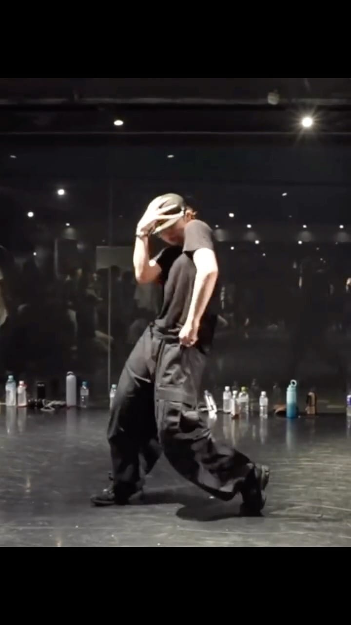 Post 7 by Tmiho on Instagram (video)