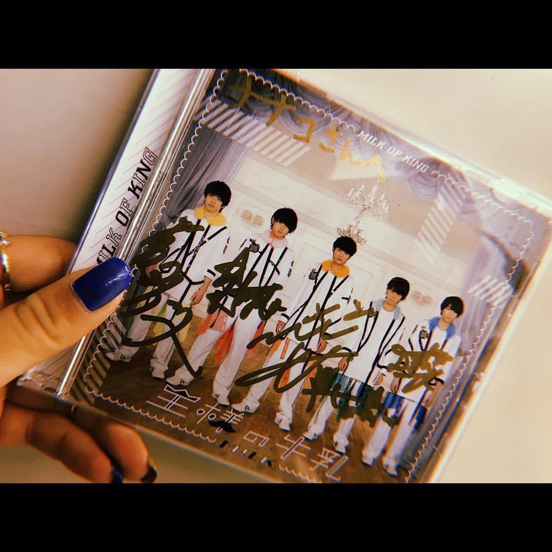 Post 10 by n@n@ko🦋🤍🪽 on Instagram (image)