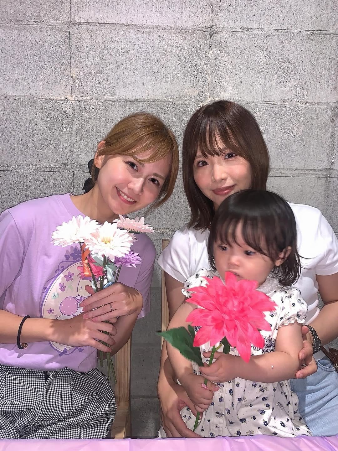 Post 3 by 松村香織 Kaori Matsumura on Instagram (carousel)