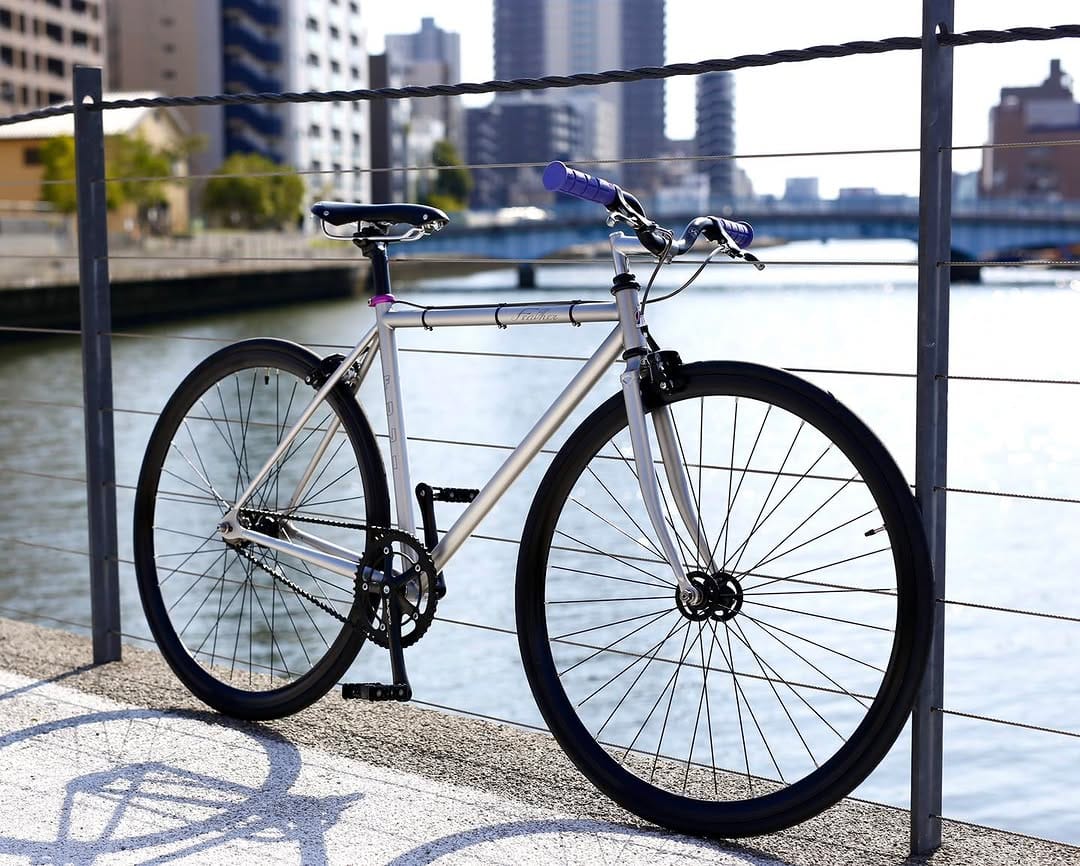 Post 2 by 🚲Velolife UNPEU🚲 on Instagram (carousel)