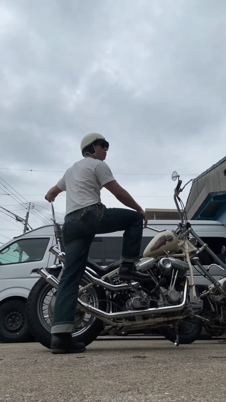 Post 1 by heichopshop on Instagram (video)