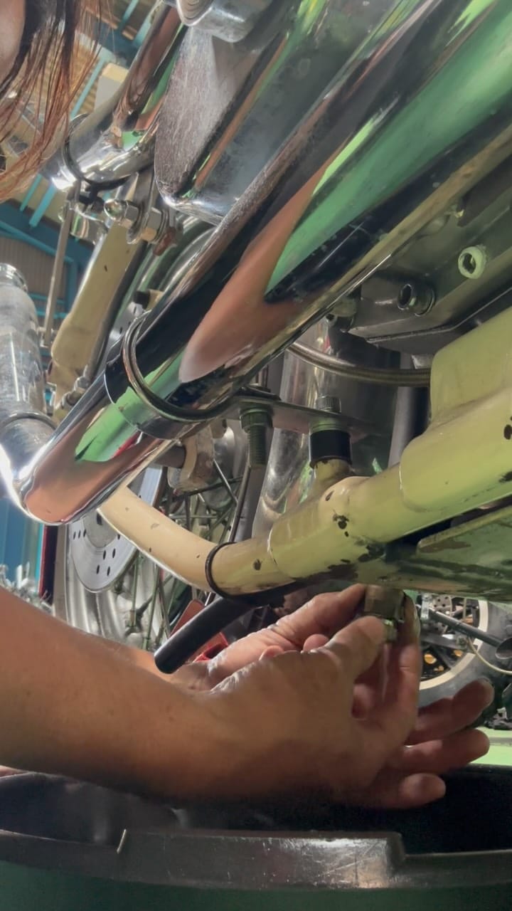 Post 5 by heichopshop on Instagram (video)