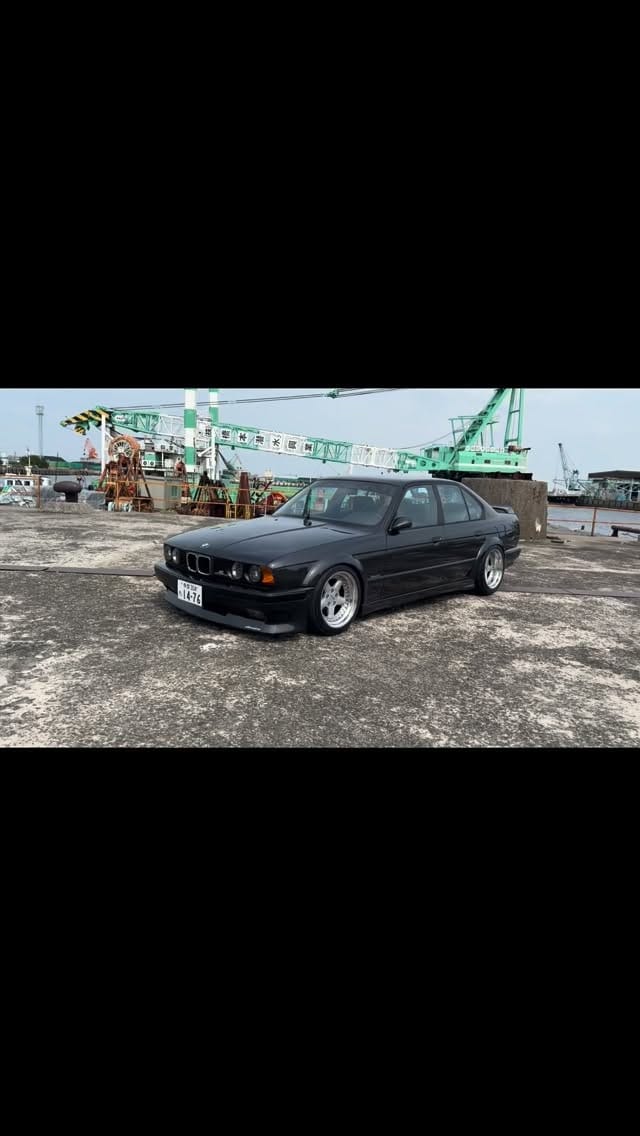 Post 6 by HWA asteroid wheels on Instagram (video)