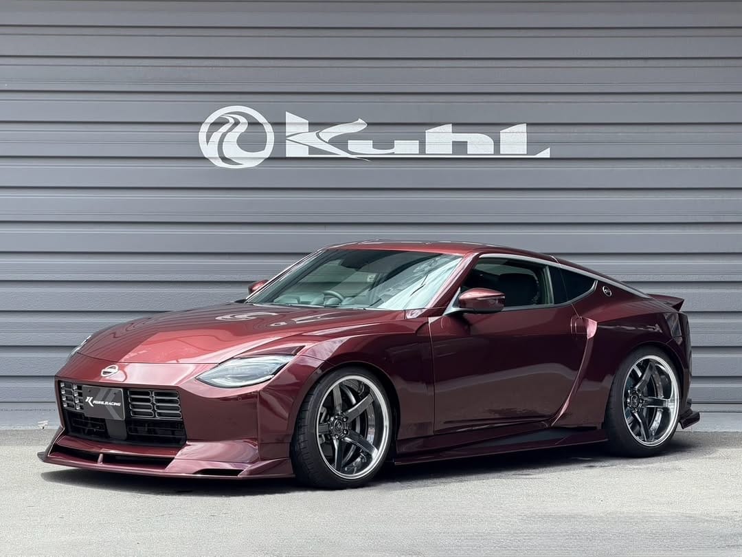 Post 6 by KUHL RACING大阪 on Instagram (carousel)