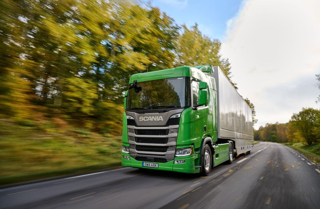 Post 3 by Scania Japan on Instagram (image)