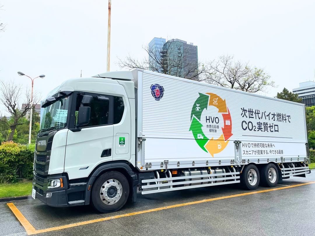 Post 9 by Scania Japan on Instagram (image)