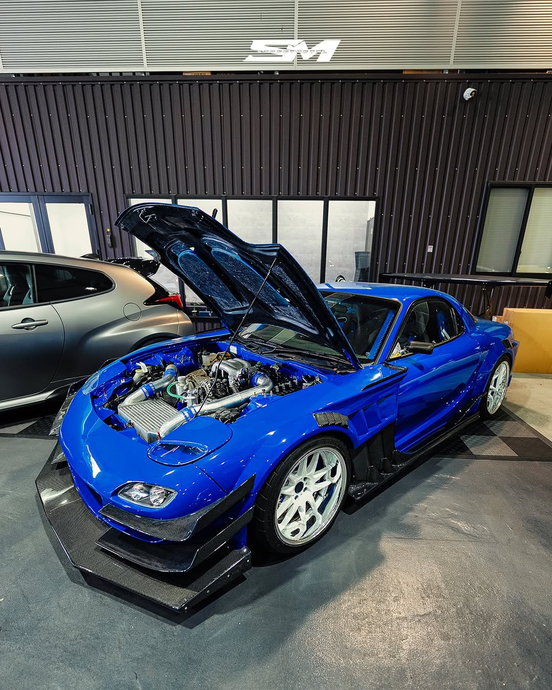 Post 2 by SPACEAUTO【スペースオート】 on Instagram (carousel)