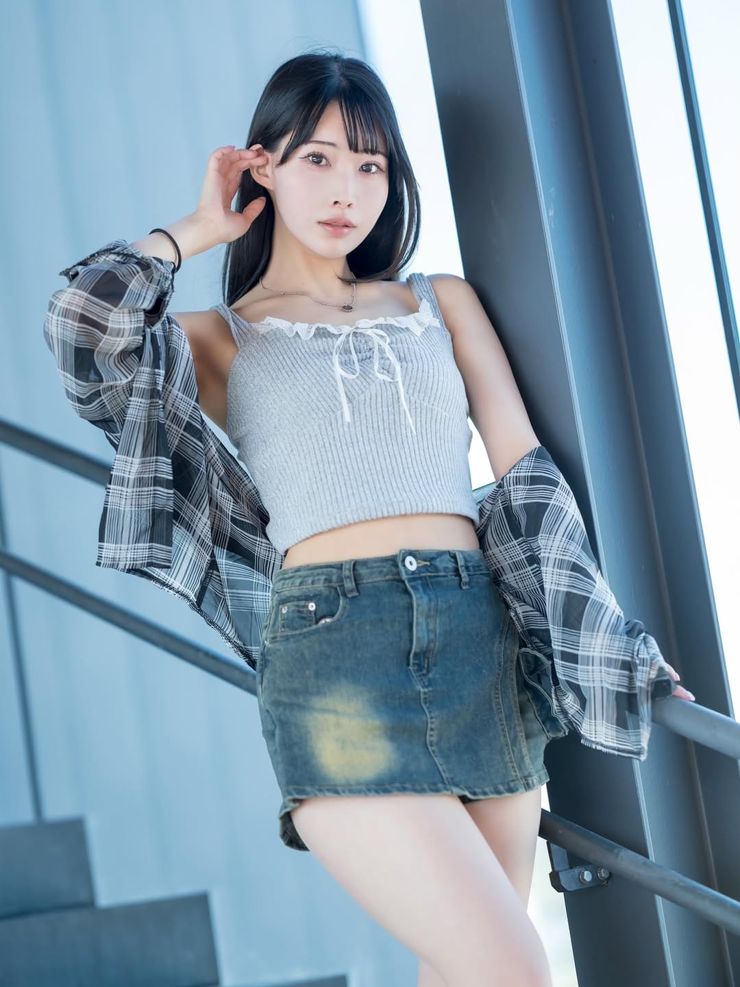 Post 4 by はな (Hana) on Instagram (carousel)