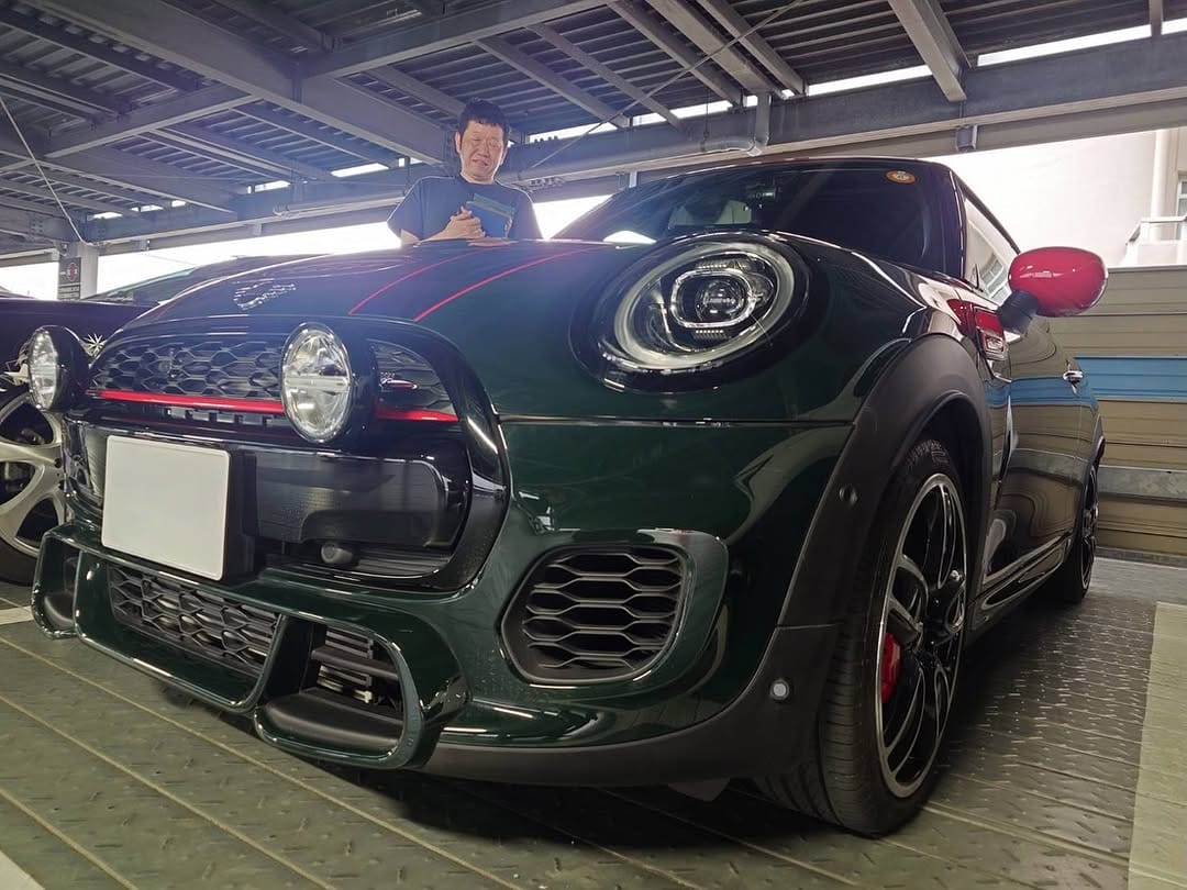 Post 6 by StudieAG [BMW専門店スタディ] on Instagram (carousel)