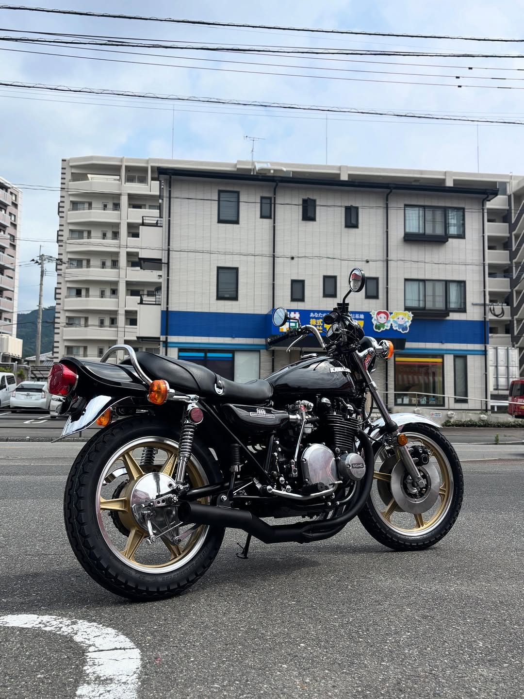 Post 9 by ウエマツ九州/絶版バイク専門店 on Instagram (carousel)