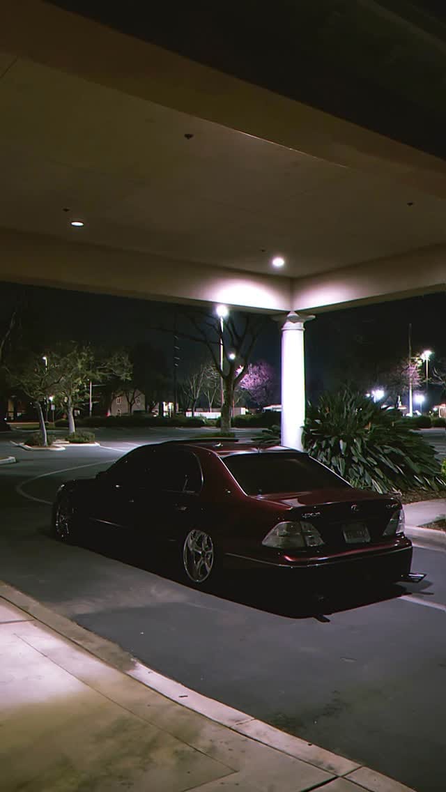 Post 6 by 𝐭𝐨𝐤𝐲𝐨 on Instagram (video)
