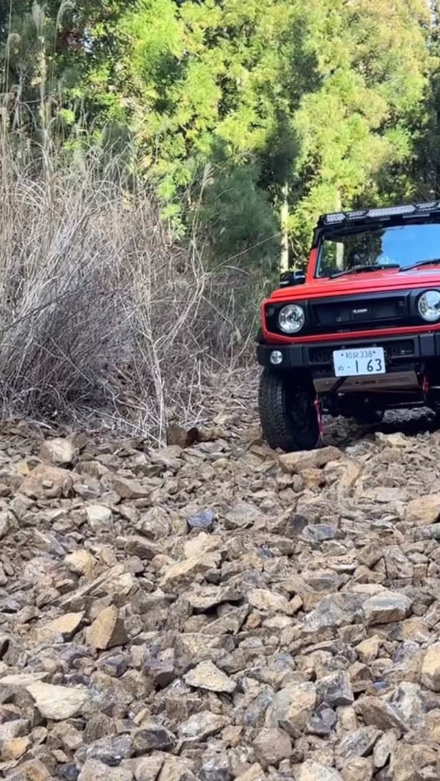 Post 10 by ヒロミとジムニー Hiromi & Jimny on Instagram (video)
