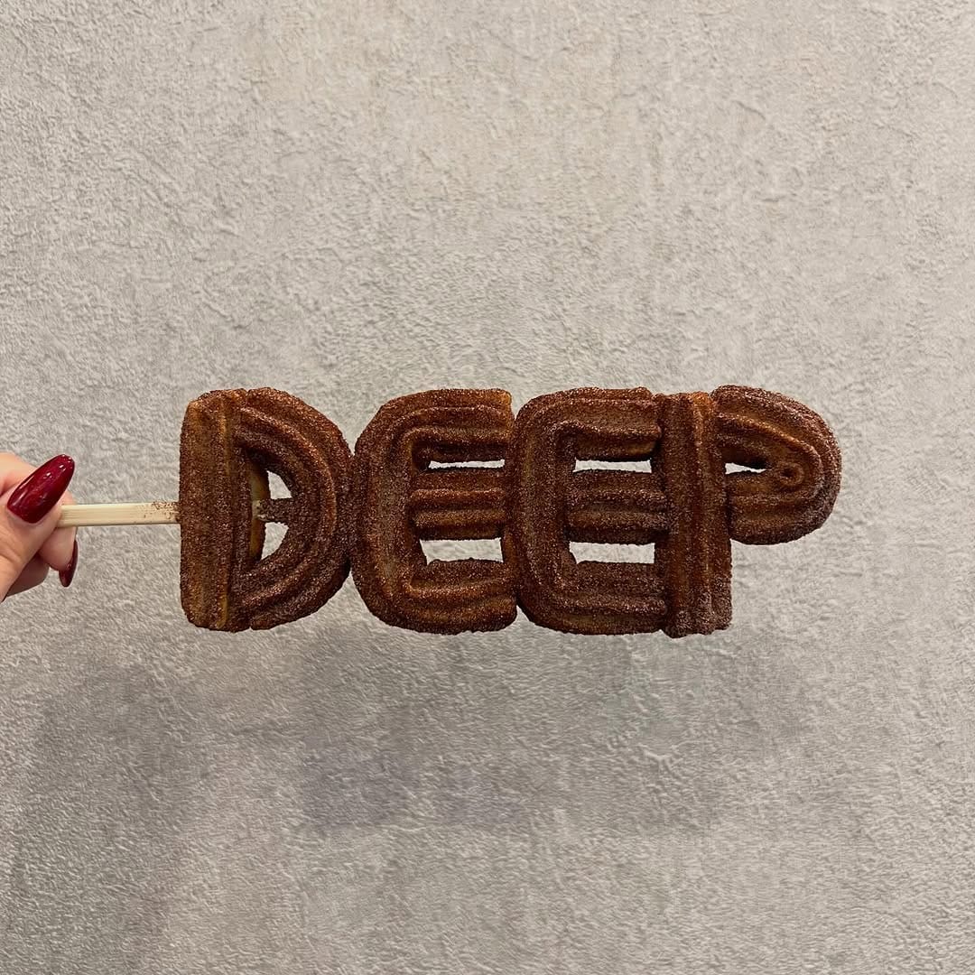 Post 5 by DANNY CHURROS produced by AMAZING COFFEE 天神店 on Instagram (image)