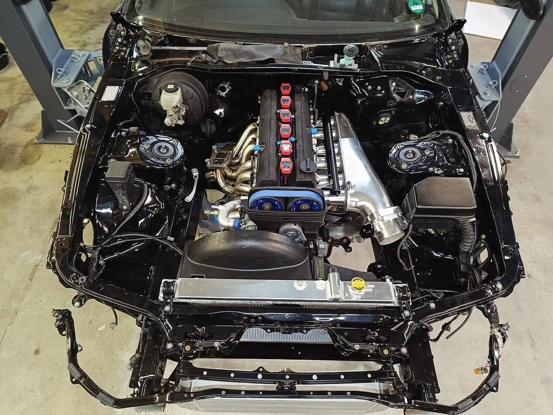 Post 4 by MH Supra on Instagram (image)