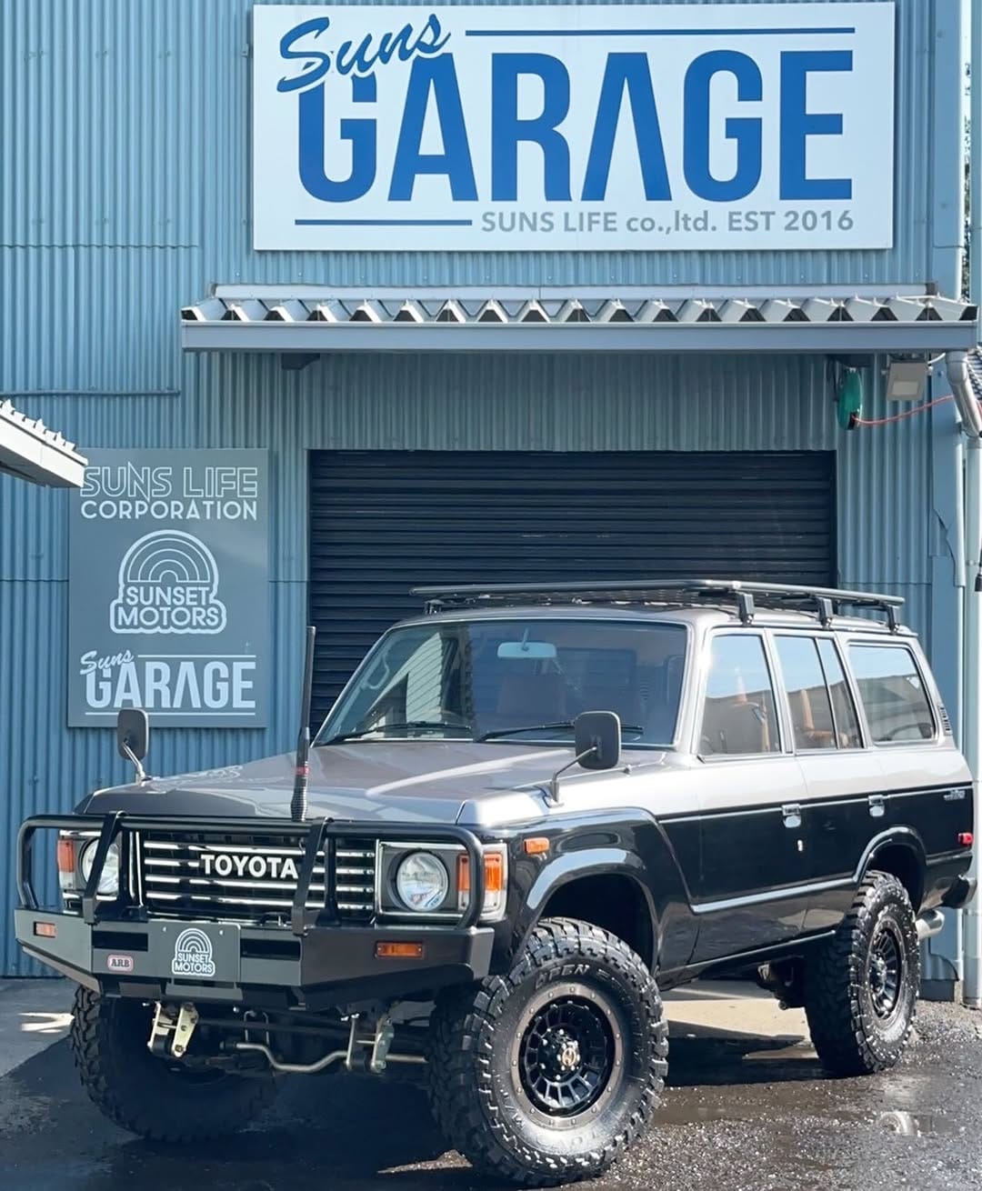 Post 2 by ✴︎OFFICIAL  SUNSET  MOTORS✴︎ on Instagram (image)