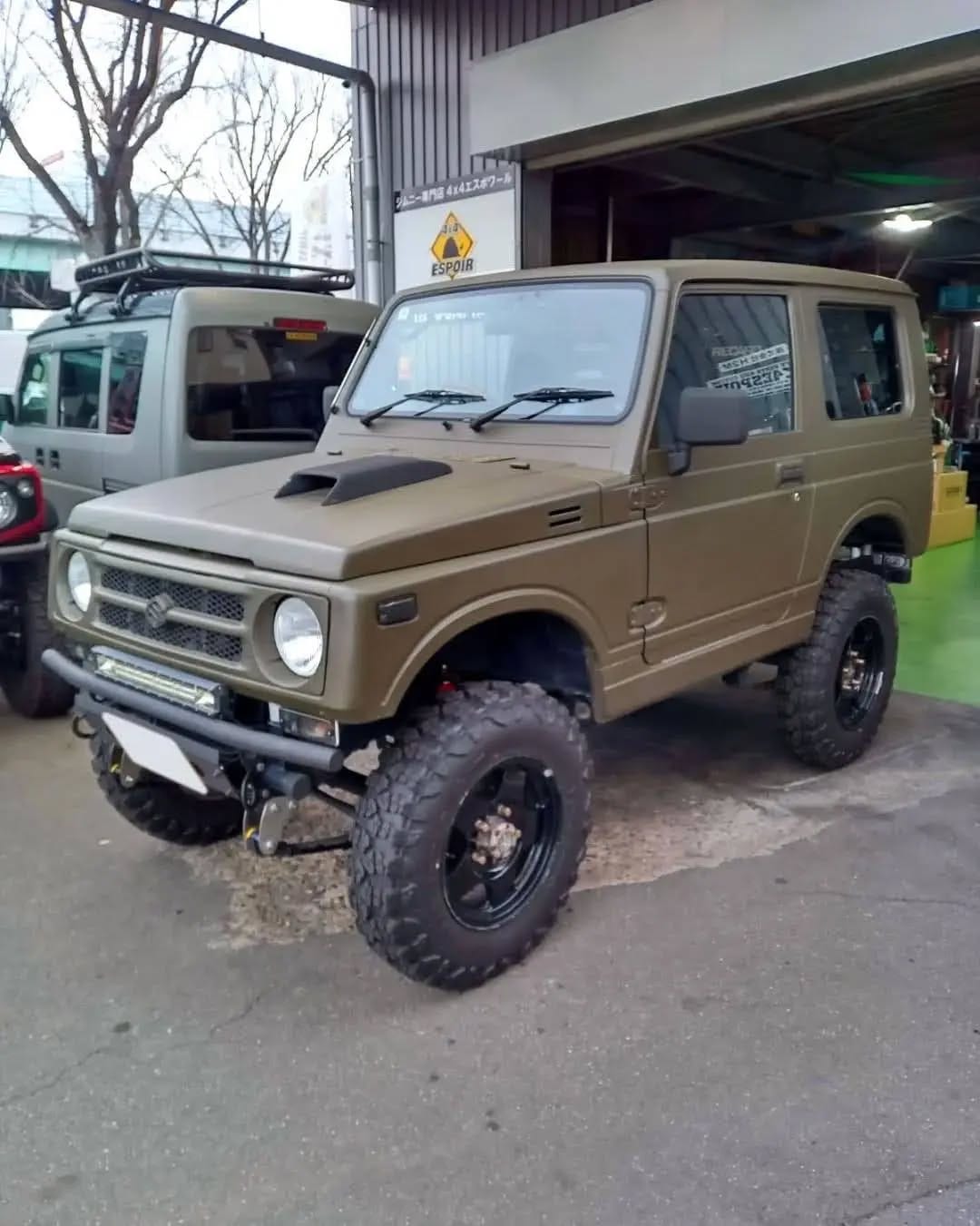 Post 3 by 4x4エスポワール｜大阪のジムニー専門店 on Instagram (image)