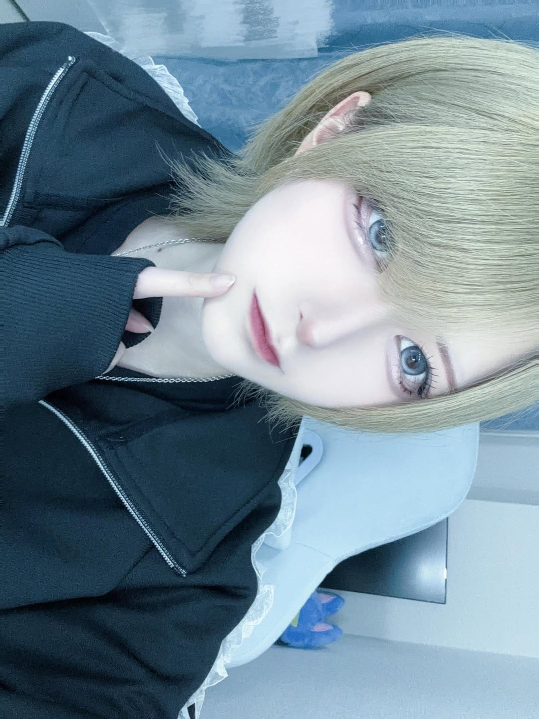 Post 2 by あおい on Instagram (image)