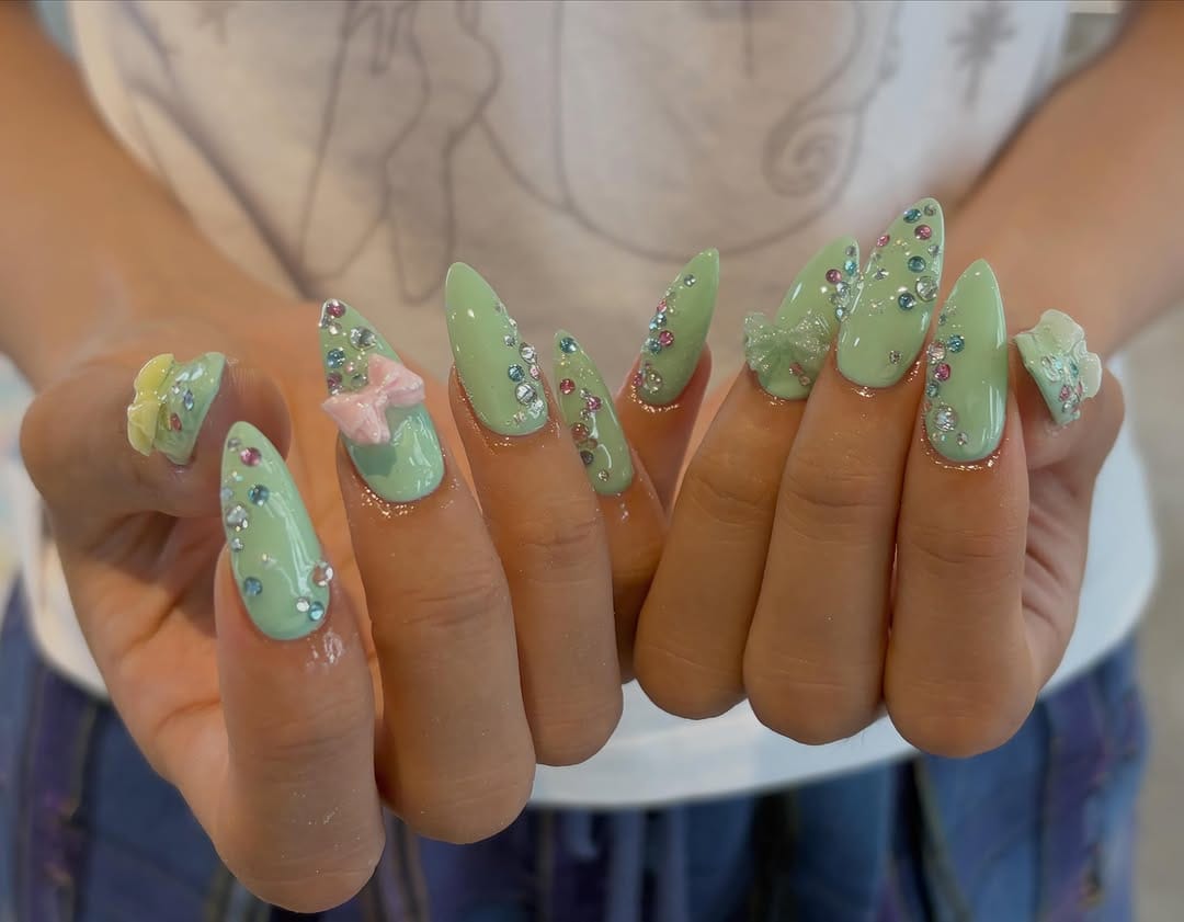 Post 1 by 𝕗𝕦𝕣𝕓𝕪☆☆☆ on Instagram (image)