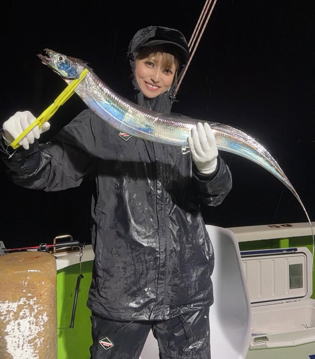 Post 3 by aya🎣🦷 on Instagram (carousel)