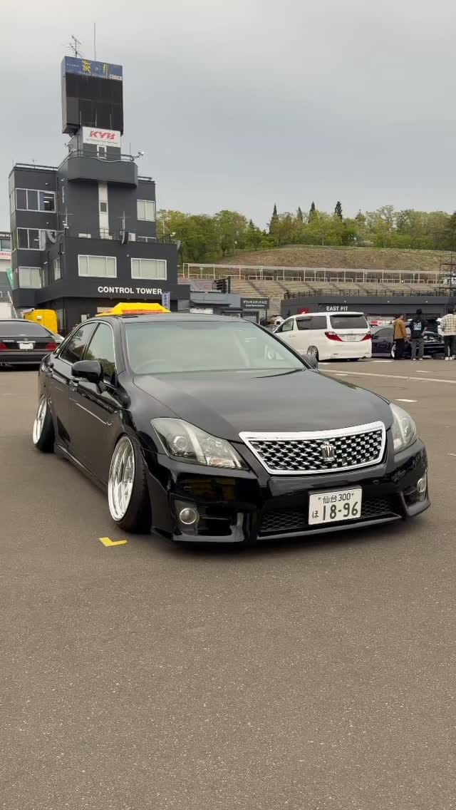Post 7 by レイ on Instagram (video)