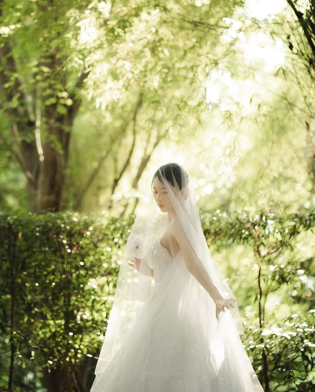 Post 10 by BATAM WEDDING PHOTOGRAPHER on Instagram (carousel)