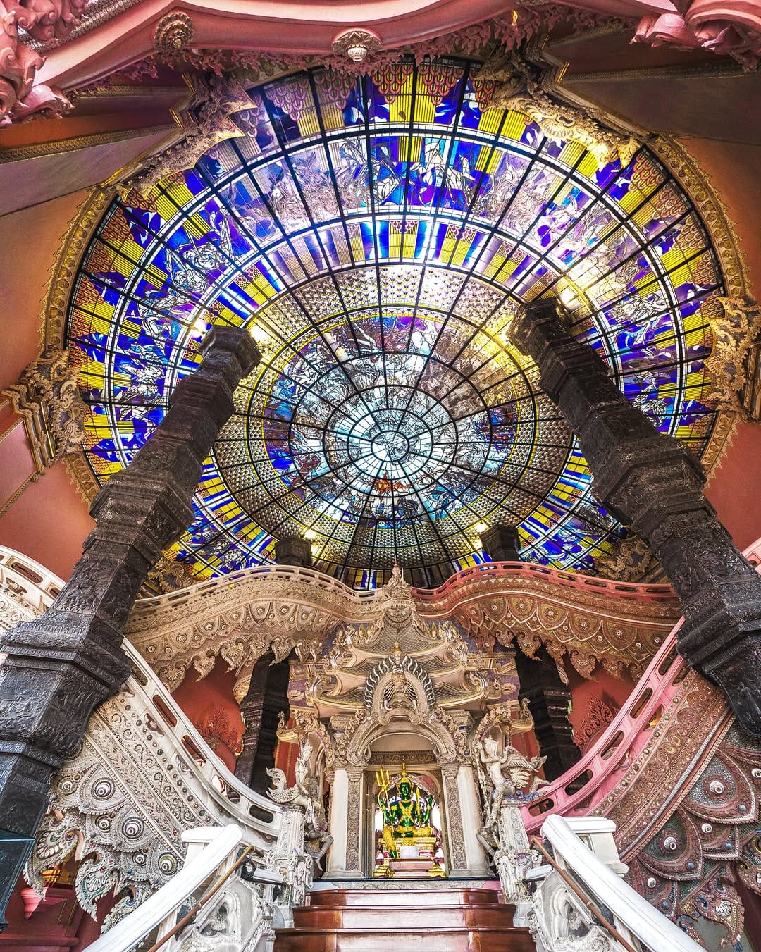 Post 1 by Toshi on Instagram (carousel)