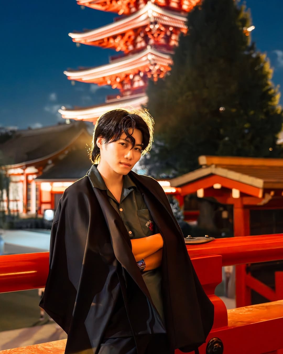 Post 5 by shu on Instagram (carousel)