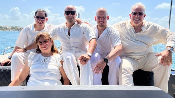 Post 9 by ⛵️CEO of SundanceCruiseCancun on Instagram (carousel)