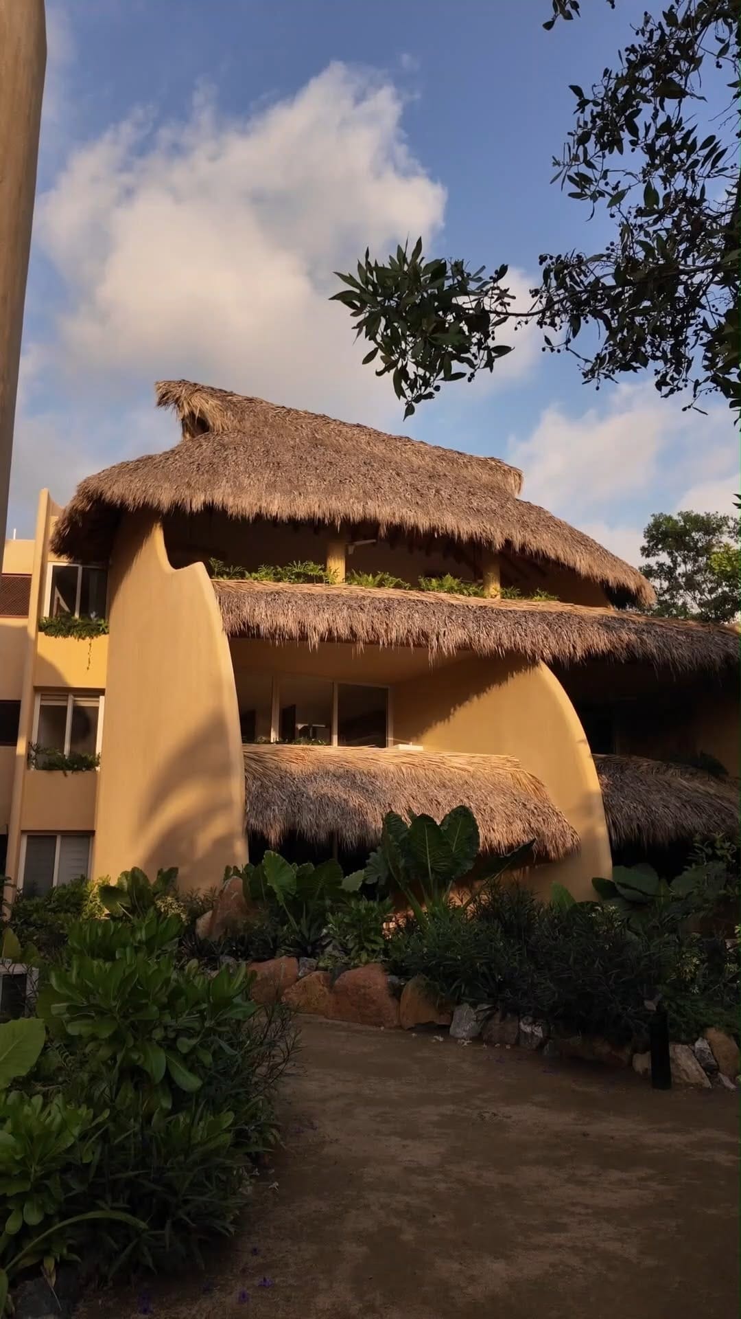 Post 2 by Espacio Vivo Getaways on Instagram (video)
