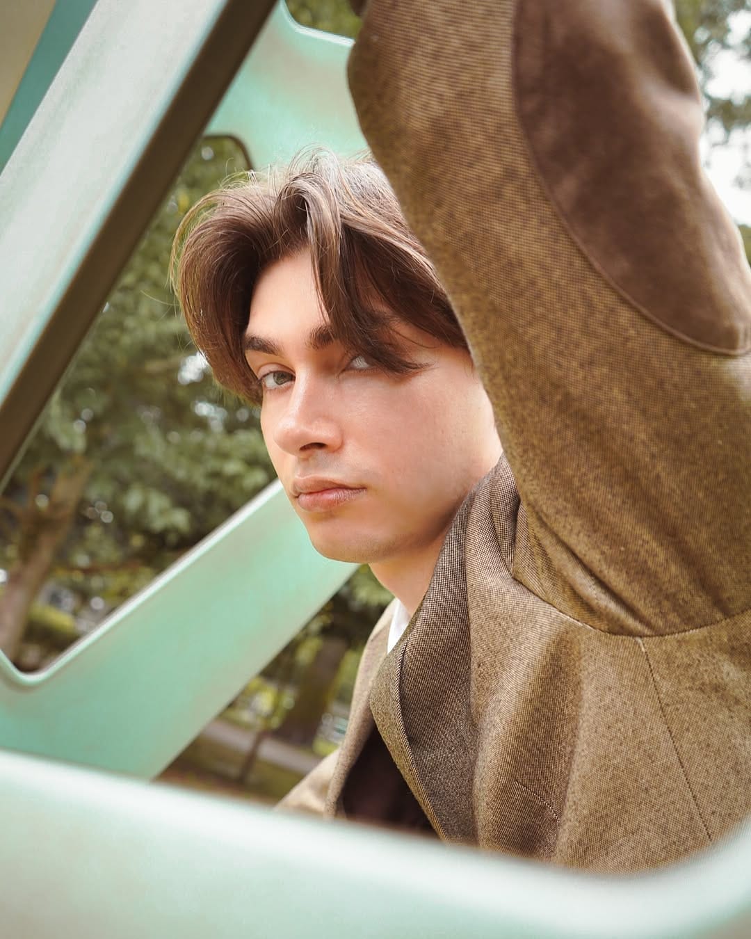 Post 9 by Ushua | Nagoya Fashion Photographer | UGC Creator on Instagram (carousel)