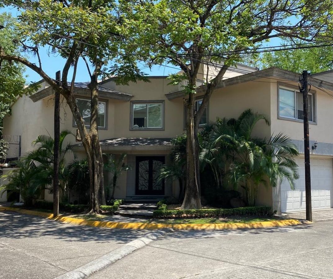 Post 6 by NG Real Estate on Instagram (carousel)