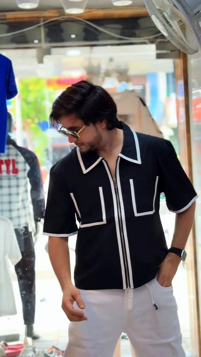 Post 8 by Juned Shaikh on Instagram (video)