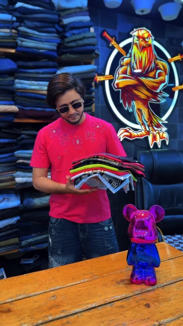 Post 9 by Juned Shaikh on Instagram (video)