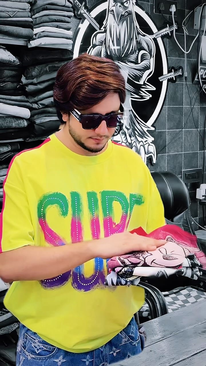Post 4 by Juned Shaikh on Instagram (video)