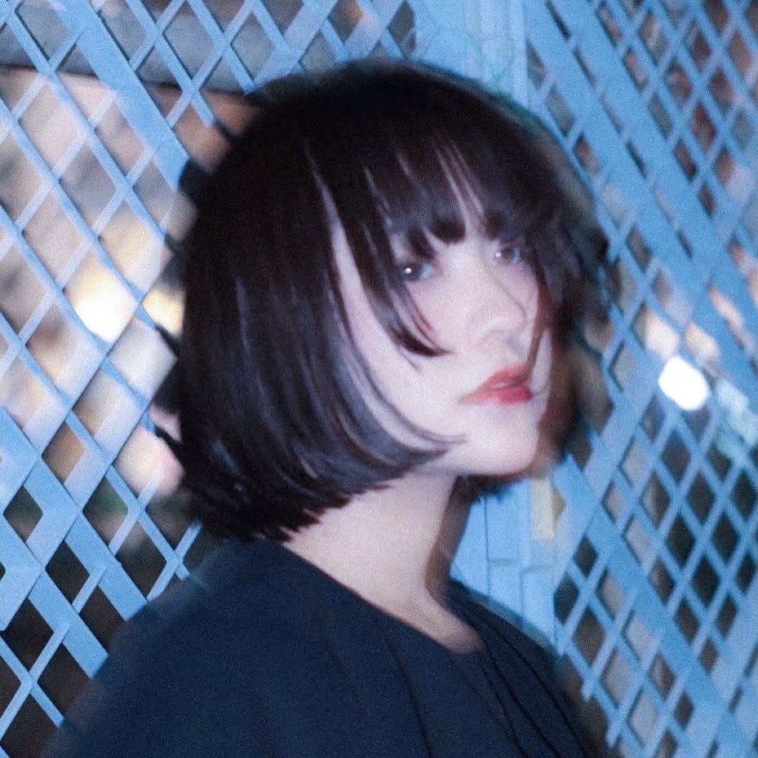 Post 3 by 栞 月 on Instagram (carousel)
