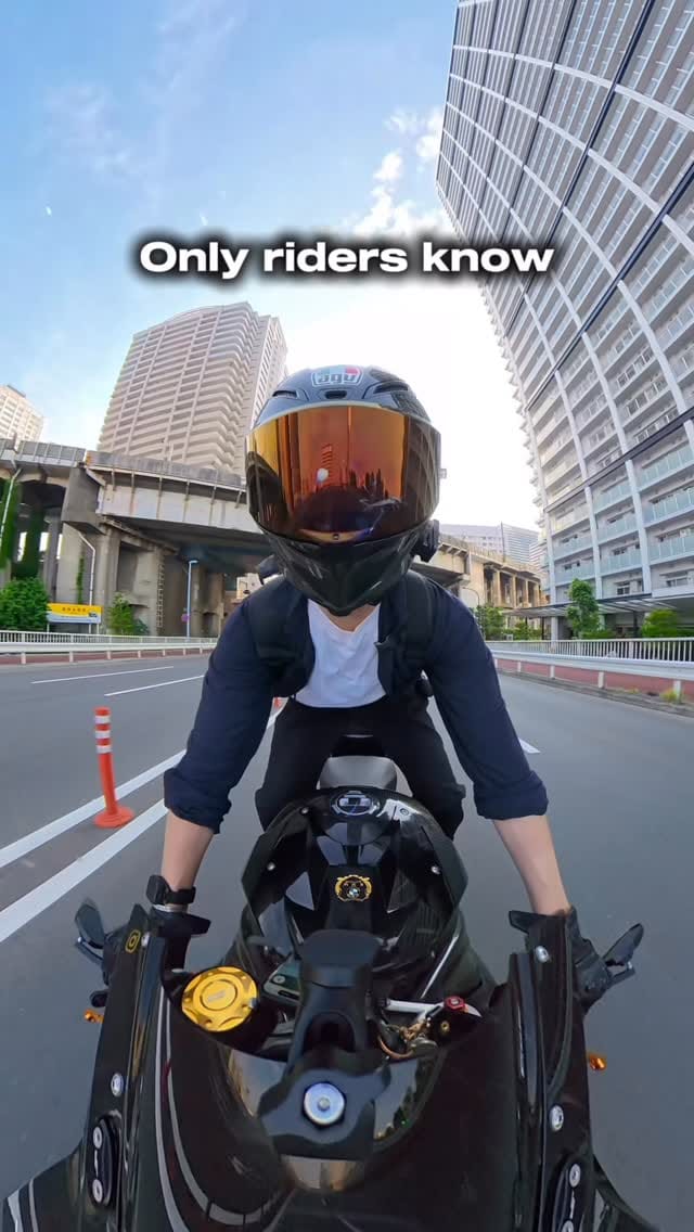 Post 6 by ぴーやま on Instagram (video)
