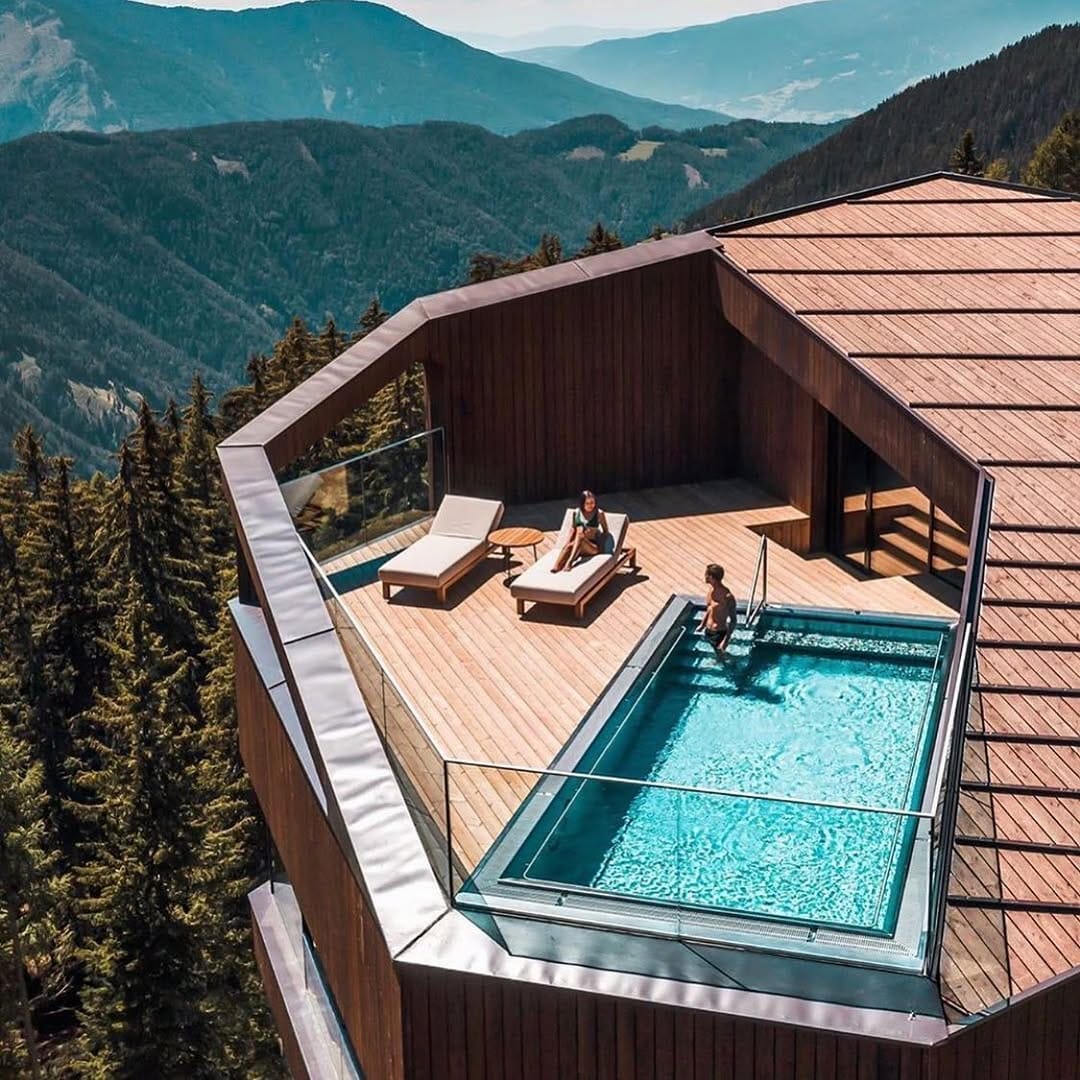 Post 4 by RED Group on Instagram (image)