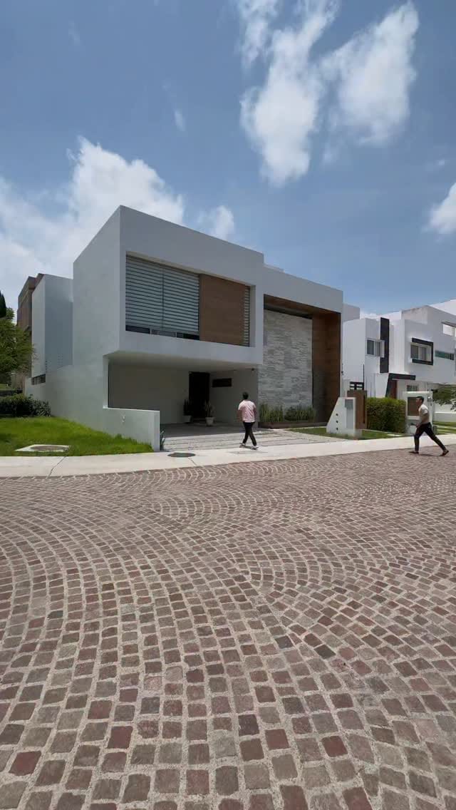 Post 6 by Hausmen Real Estate on Instagram (video)