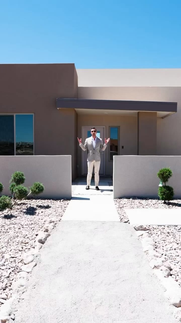 Post 9 by Selling Sierra 🏡🌊🧘🎾🏌️‍♀️ on Instagram (video)