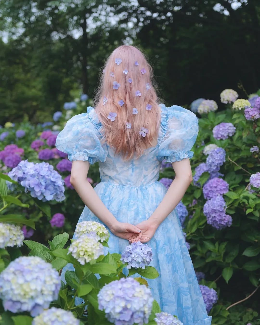 Post 8 by Yuam 🌸 floral fairytale portrait photography / Tokyo on Instagram (carousel)