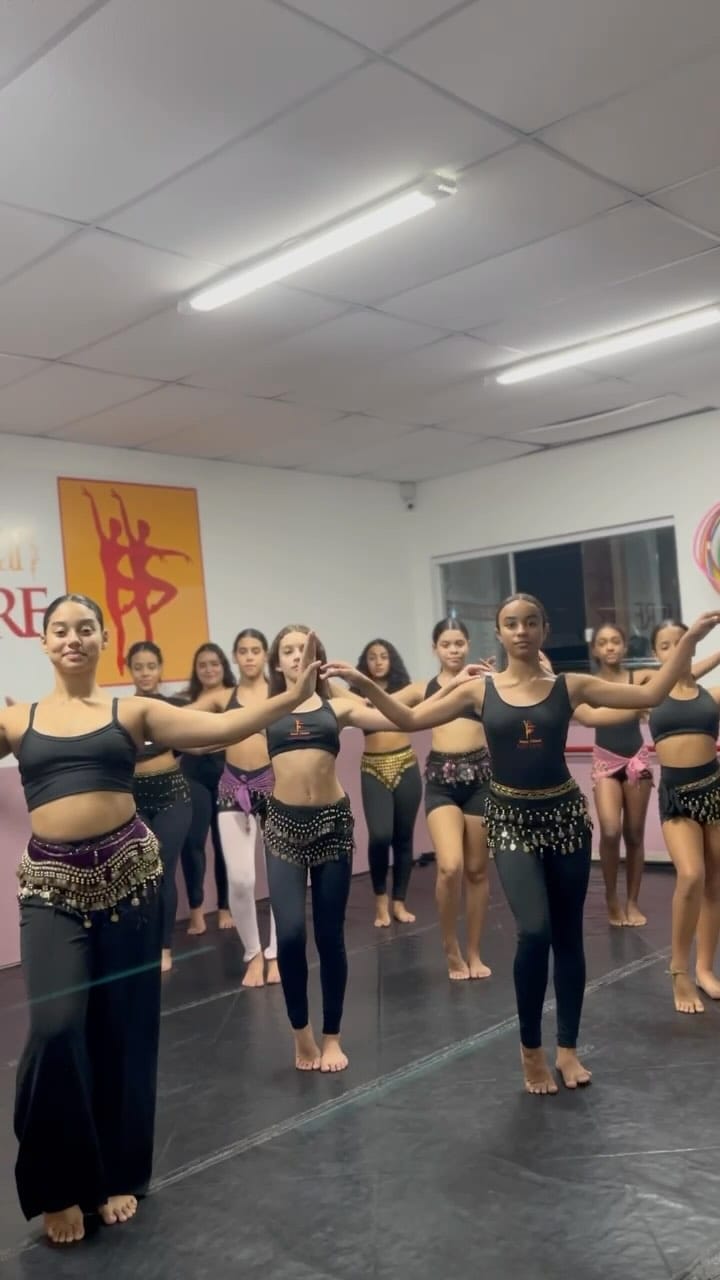 Post 8 by Laysa Vitorino on Instagram (video)