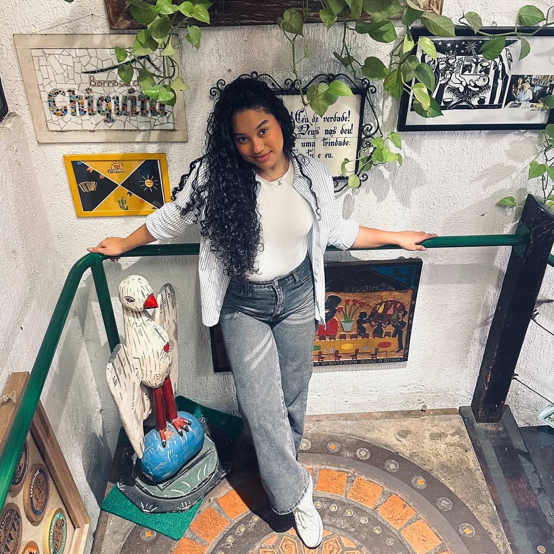 Post 1 by Laysa Vitorino on Instagram (carousel)