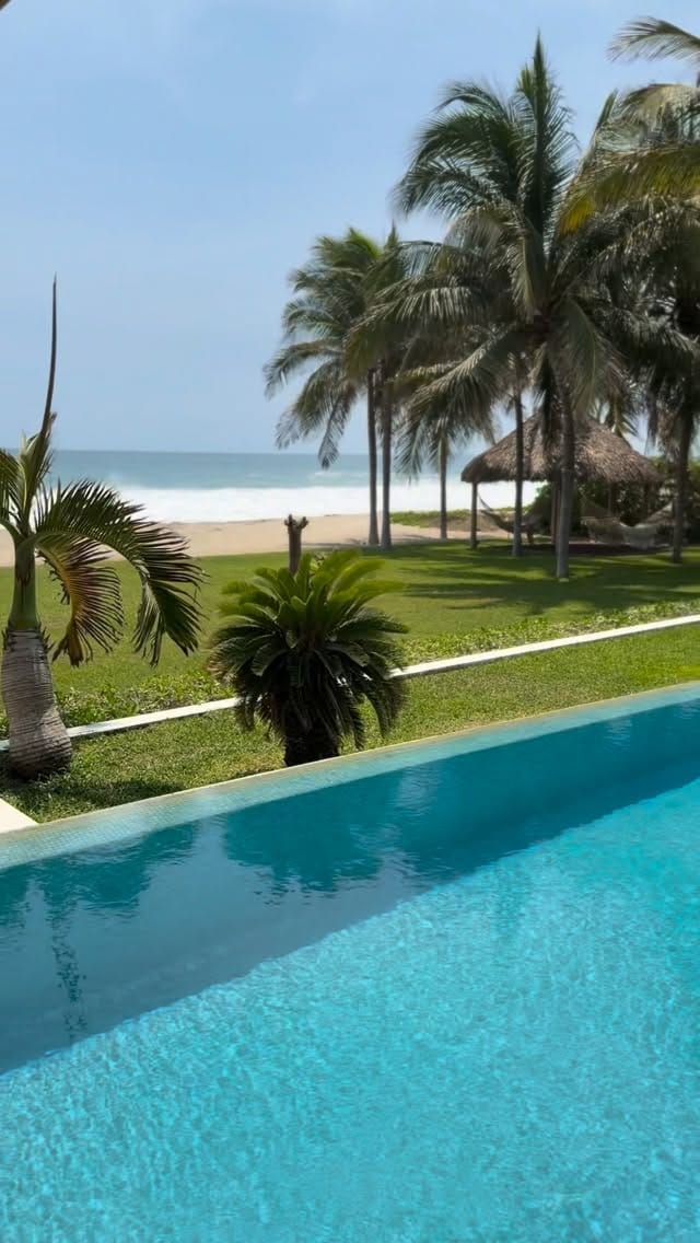Post 8 by Casa Mona on Instagram (video)