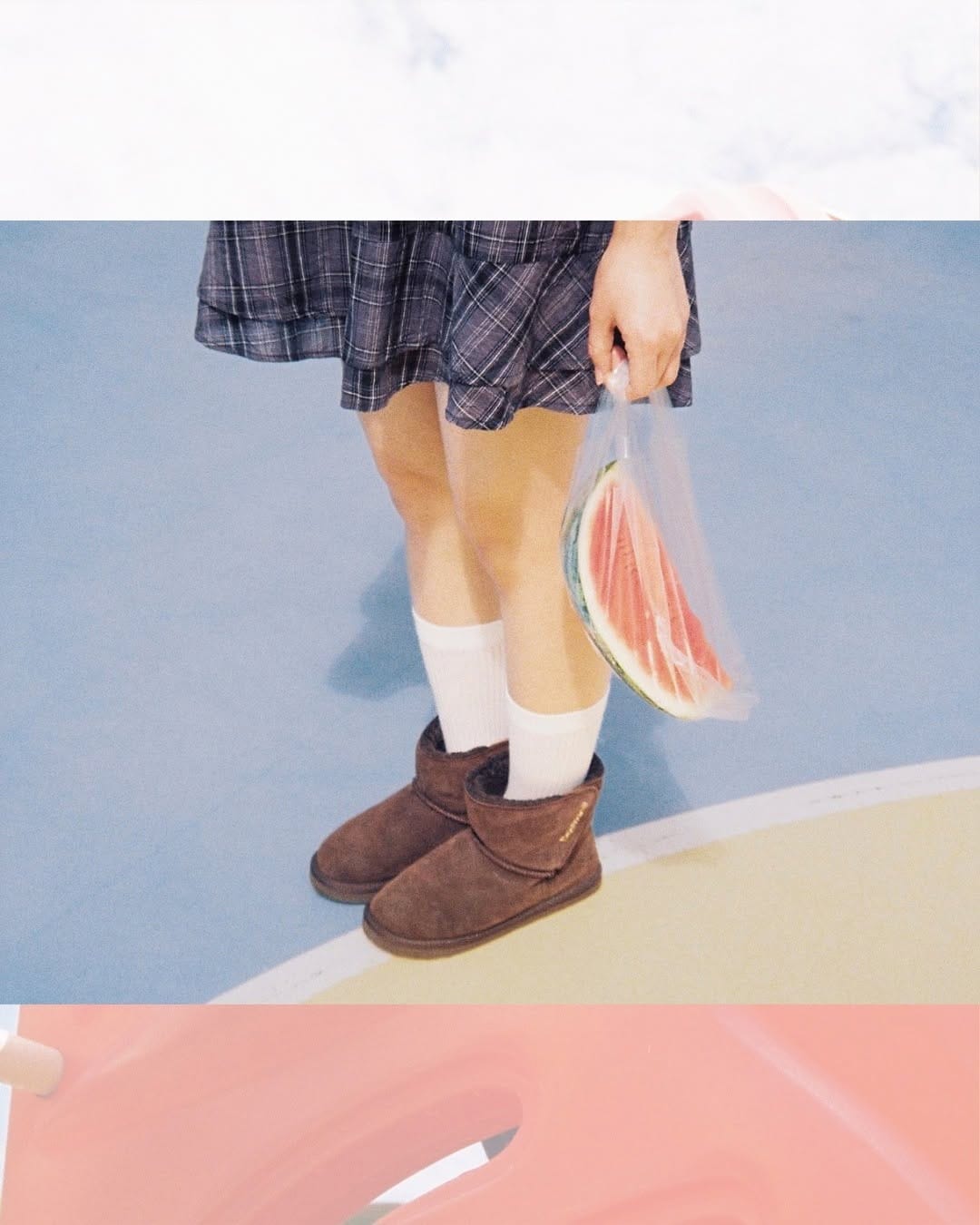 Post 5 by ロモグラフィージャパン on Instagram (carousel)