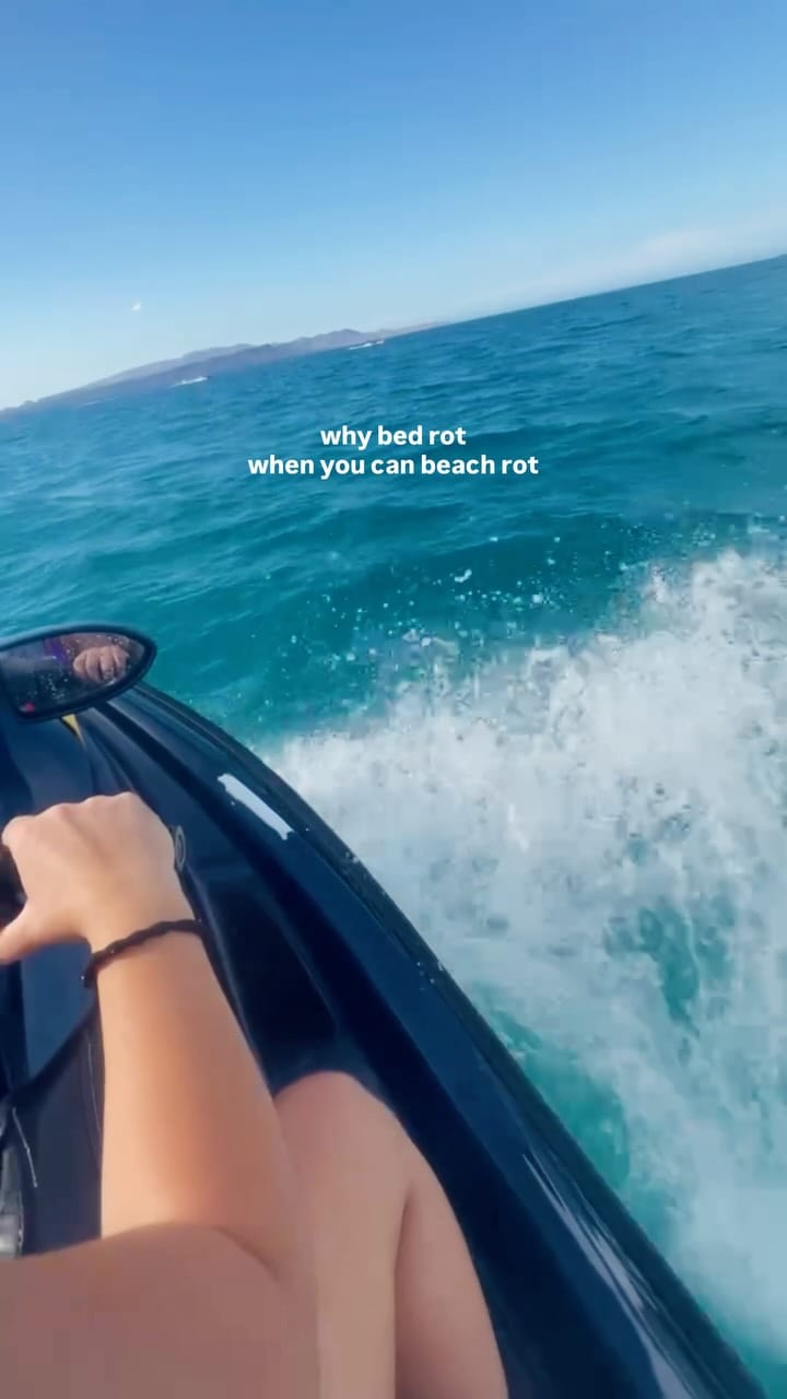 Post 4 by CASA CAROUSEL |  La Paz, Baja California Sur on Instagram (video)