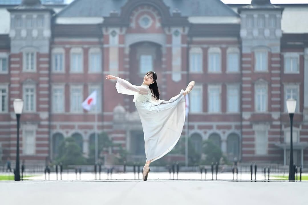 Post 9 by たけたけ | バレエやポートレート撮影 on Instagram (carousel)